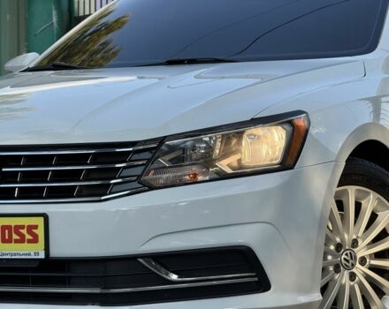 Белый Фольксваген Пассат, объемом двигателя 1.8 л и пробегом 204 тыс. км за 11700 $, фото 1 на Automoto.ua