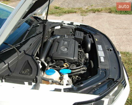 Белый Фольксваген Пассат, объемом двигателя 1.8 л и пробегом 123 тыс. км за 16000 $, фото 39 на Automoto.ua