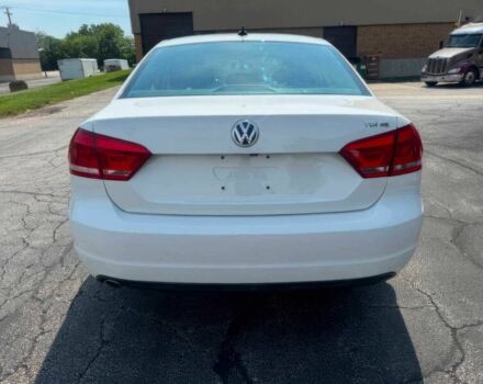 Білий Фольксваген Пассат, об'ємом двигуна 2 л та пробігом 74 тис. км за 6200 $, фото 4 на Automoto.ua