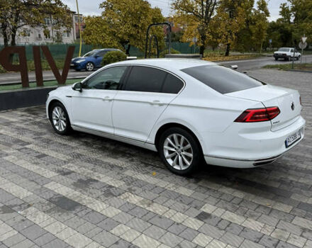 Белый Фольксваген Пассат, объемом двигателя 1.97 л и пробегом 219 тыс. км за 19300 $, фото 16 на Automoto.ua