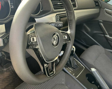 Белый Фольксваген Пассат, объемом двигателя 1.8 л и пробегом 165 тыс. км за 12800 $, фото 6 на Automoto.ua