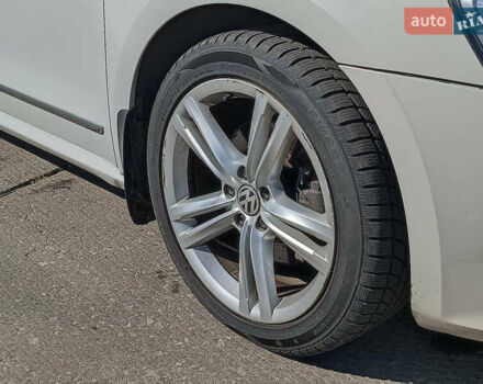 Белый Фольксваген Пассат, объемом двигателя 2 л и пробегом 232 тыс. км за 10990 $, фото 5 на Automoto.ua