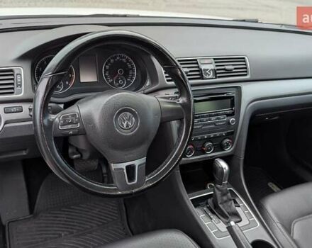 Белый Фольксваген Пассат, объемом двигателя 1.8 л и пробегом 182 тыс. км за 11350 $, фото 10 на Automoto.ua