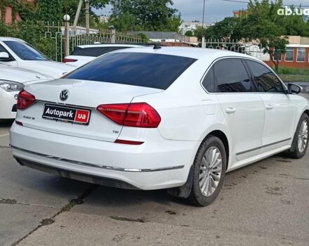 Белый Фольксваген Пассат, объемом двигателя 1.8 л и пробегом 134 тыс. км за 12490 $, фото 7 на Automoto.ua