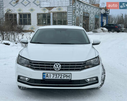 Белый Фольксваген Пассат, объемом двигателя 1.8 л и пробегом 150 тыс. км за 11999 $, фото 1 на Automoto.ua