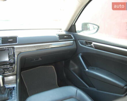 Белый Фольксваген Пассат, объемом двигателя 1.8 л и пробегом 123 тыс. км за 16000 $, фото 69 на Automoto.ua