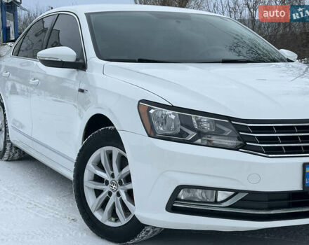 Белый Фольксваген Пассат, объемом двигателя 1.8 л и пробегом 150 тыс. км за 11999 $, фото 2 на Automoto.ua