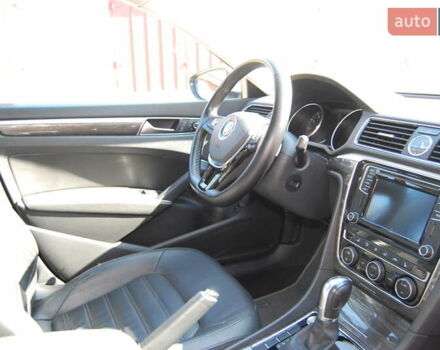 Белый Фольксваген Пассат, объемом двигателя 1.8 л и пробегом 123 тыс. км за 16000 $, фото 105 на Automoto.ua