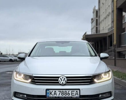 Белый Фольксваген Пассат, объемом двигателя 1.8 л и пробегом 130 тыс. км за 16900 $, фото 4 на Automoto.ua