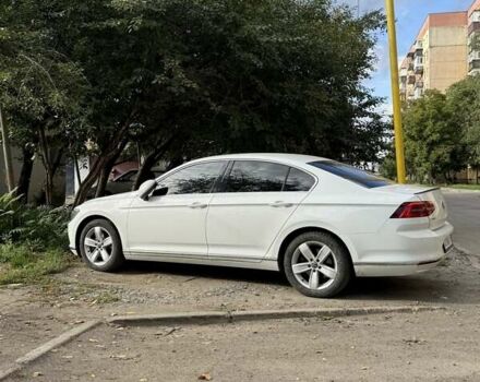 Белый Фольксваген Пассат, объемом двигателя 1.97 л и пробегом 261 тыс. км за 16600 $, фото 18 на Automoto.ua