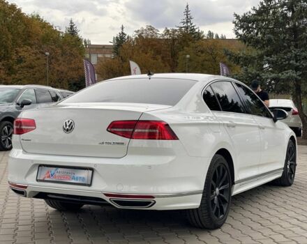 Білий Фольксваген Пассат, об'ємом двигуна 2 л та пробігом 300 тис. км за 16800 $, фото 5 на Automoto.ua