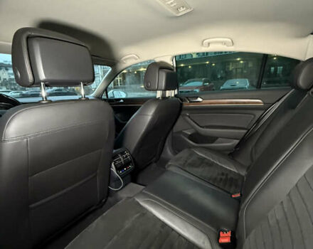 Белый Фольксваген Пассат, объемом двигателя 1.8 л и пробегом 130 тыс. км за 16900 $, фото 32 на Automoto.ua