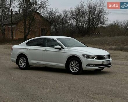 Білий Фольксваген Пассат, об'ємом двигуна 1.8 л та пробігом 147 тис. км за 12700 $, фото 1 на Automoto.ua