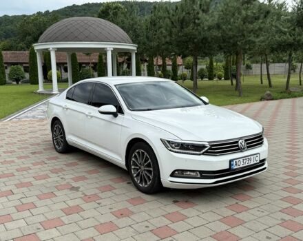 Белый Фольксваген Пассат, объемом двигателя 0 л и пробегом 173 тыс. км за 15999 $, фото 1 на Automoto.ua