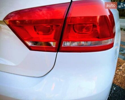 Білий Фольксваген Пассат, об'ємом двигуна 1.8 л та пробігом 190 тис. км за 9500 $, фото 15 на Automoto.ua