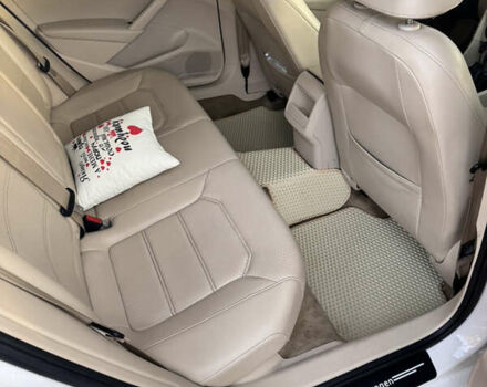 Белый Фольксваген Пассат, объемом двигателя 1.8 л и пробегом 205 тыс. км за 10400 $, фото 2 на Automoto.ua