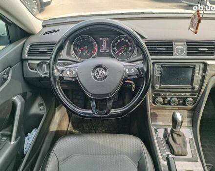 Белый Фольксваген Пассат, объемом двигателя 1.8 л и пробегом 134 тыс. км за 12490 $, фото 15 на Automoto.ua