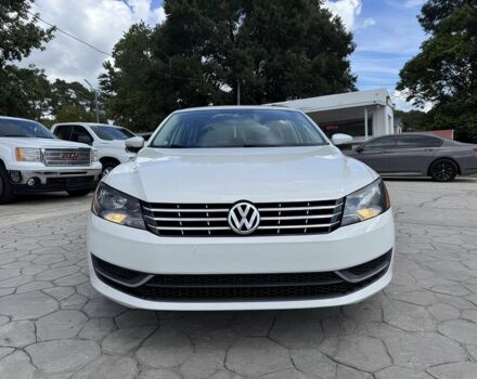 Белый Фольксваген Пассат, объемом двигателя 2 л и пробегом 80 тыс. км за 11000 $, фото 1 на Automoto.ua