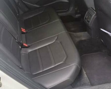 Белый Фольксваген Пассат, объемом двигателя 1.97 л и пробегом 250 тыс. км за 11900 $, фото 19 на Automoto.ua