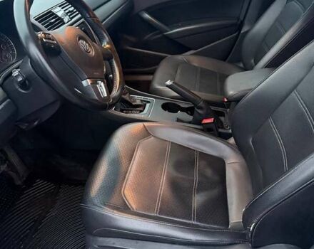 Білий Фольксваген Пассат, об'ємом двигуна 1.8 л та пробігом 282 тис. км за 9800 $, фото 11 на Automoto.ua