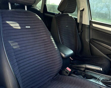 Белый Фольксваген Пассат, объемом двигателя 1.8 л и пробегом 190 тыс. км за 11500 $, фото 13 на Automoto.ua