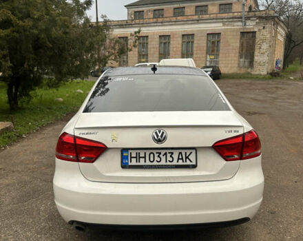 Белый Фольксваген Пассат, объемом двигателя 1.78 л и пробегом 280 тыс. км за 10000 $, фото 6 на Automoto.ua