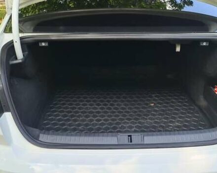 Белый Фольксваген Пассат, объемом двигателя 1.97 л и пробегом 235 тыс. км за 20000 $, фото 20 на Automoto.ua