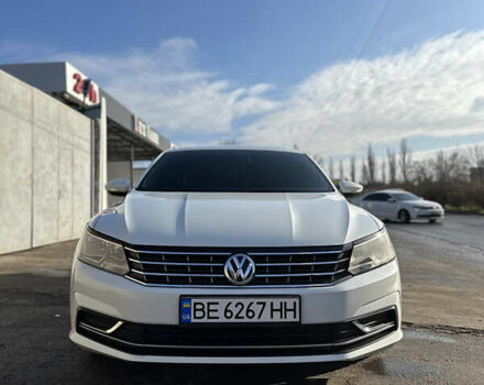 Белый Фольксваген Пассат, объемом двигателя 1.8 л и пробегом 190 тыс. км за 11500 $, фото 1 на Automoto.ua