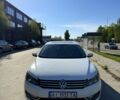 Білий Фольксваген Пассат, об'ємом двигуна 2 л та пробігом 218 тис. км за 12500 $, фото 1 на Automoto.ua