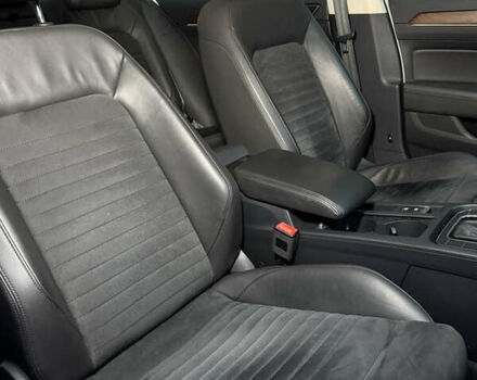 Белый Фольксваген Пассат, объемом двигателя 1.8 л и пробегом 130 тыс. км за 16900 $, фото 36 на Automoto.ua