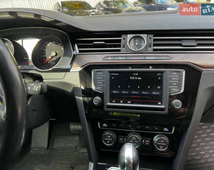 Білий Фольксваген Пассат, об'ємом двигуна 1.8 л та пробігом 170 тис. км за 15500 $, фото 17 на Automoto.ua