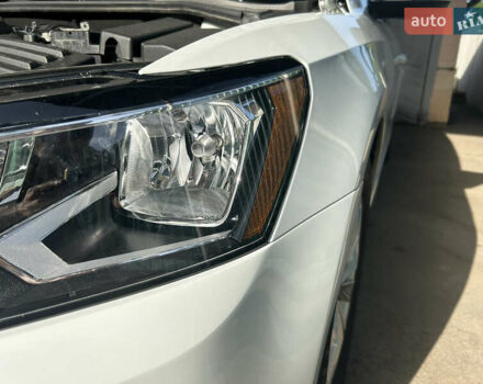 Белый Фольксваген Пассат, объемом двигателя 1.8 л и пробегом 165 тыс. км за 12800 $, фото 24 на Automoto.ua