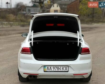 Білий Фольксваген Пассат, об'ємом двигуна 1.8 л та пробігом 147 тис. км за 12700 $, фото 13 на Automoto.ua
