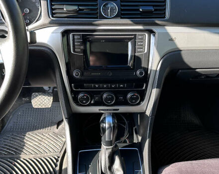 Белый Фольксваген Пассат, объемом двигателя 1.8 л и пробегом 190 тыс. км за 11500 $, фото 10 на Automoto.ua