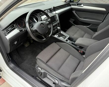 Белый Фольксваген Пассат, объемом двигателя 0 л и пробегом 173 тыс. км за 17999 $, фото 15 на Automoto.ua