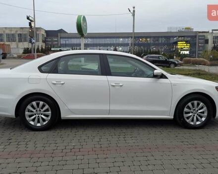 Белый Фольксваген Пассат, объемом двигателя 1.8 л и пробегом 182 тыс. км за 11350 $, фото 3 на Automoto.ua