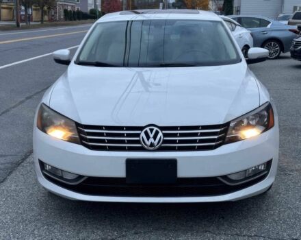 Белый Фольксваген Пассат, объемом двигателя 1.8 л и пробегом 80 тыс. км за 7400 $, фото 1 на Automoto.ua