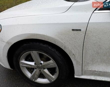 Белый Фольксваген Пассат, объемом двигателя 1.8 л и пробегом 189 тыс. км за 9700 $, фото 6 на Automoto.ua