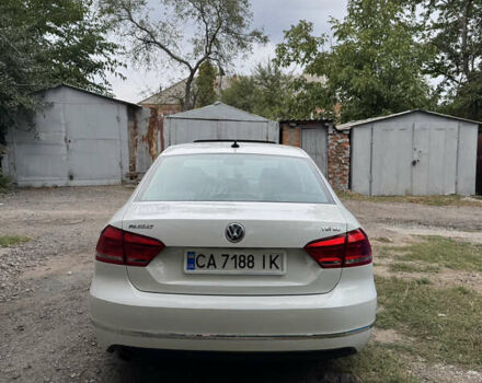 Білий Фольксваген Пассат, об'ємом двигуна 1.8 л та пробігом 198 тис. км за 12300 $, фото 5 на Automoto.ua