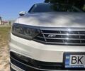 Белый Фольксваген Пассат, объемом двигателя 1.97 л и пробегом 309 тыс. км за 16500 $, фото 14 на Automoto.ua