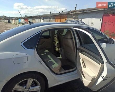 Белый Фольксваген Пассат, объемом двигателя 1.8 л и пробегом 115 тыс. км за 14000 $, фото 10 на Automoto.ua