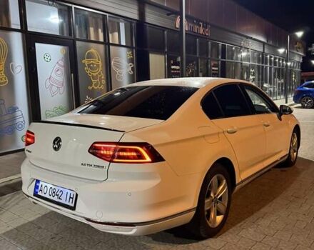 Белый Фольксваген Пассат, объемом двигателя 1.97 л и пробегом 261 тыс. км за 16600 $, фото 6 на Automoto.ua