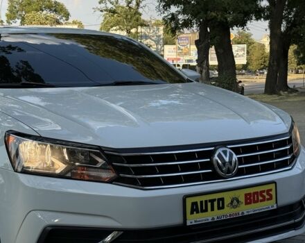 Белый Фольксваген Пассат, объемом двигателя 1.8 л и пробегом 204 тыс. км за 11700 $, фото 6 на Automoto.ua