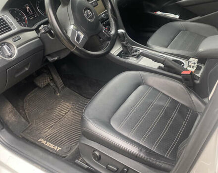 Белый Фольксваген Пассат, объемом двигателя 1.8 л и пробегом 178 тыс. км за 9800 $, фото 4 на Automoto.ua