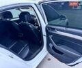 Белый Фольксваген Пассат, объемом двигателя 1.97 л и пробегом 307 тыс. км за 17500 $, фото 31 на Automoto.ua