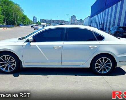 Білий Фольксваген Пассат, об'ємом двигуна 1.8 л та пробігом 177 тис. км за 11800 $, фото 8 на Automoto.ua