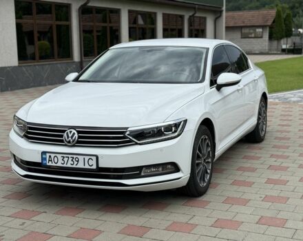 Белый Фольксваген Пассат, объемом двигателя 0 л и пробегом 173 тыс. км за 17999 $, фото 2 на Automoto.ua