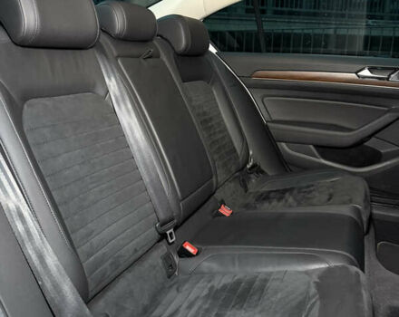 Белый Фольксваген Пассат, объемом двигателя 1.8 л и пробегом 130 тыс. км за 16900 $, фото 28 на Automoto.ua