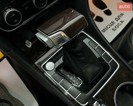 Білий Фольксваген Пассат, об'ємом двигуна 3.6 л та пробігом 124 тис. км за 11000 $, фото 16 на Automoto.ua