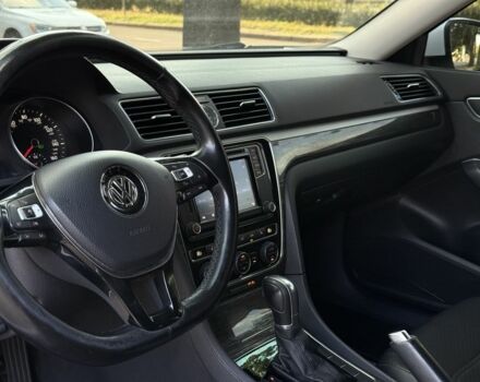 Белый Фольксваген Пассат, объемом двигателя 1.8 л и пробегом 204 тыс. км за 11700 $, фото 14 на Automoto.ua